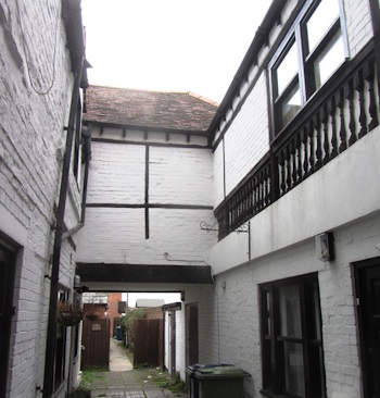 Remnants of gallery